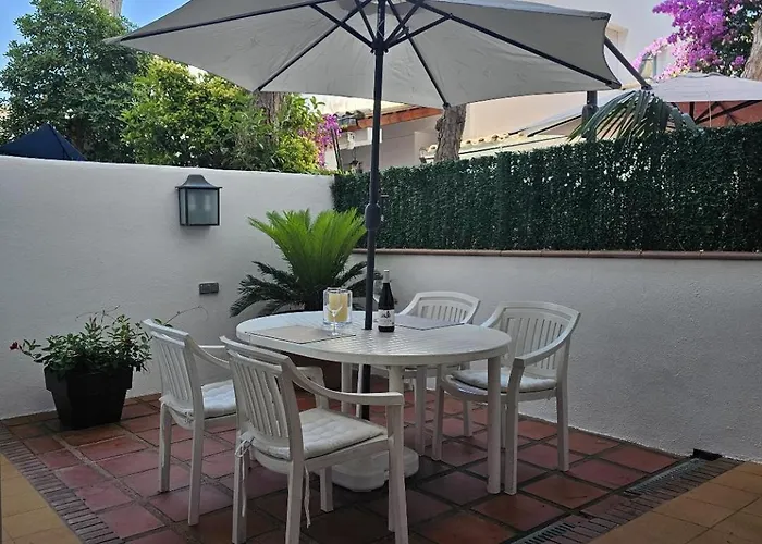 El Pi Con Jardin A 2 Minutos Playa Y 2 Minutos Centro *